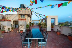 Bazén v ubytování Kathmandu Suite Home nebo v jeho okolí