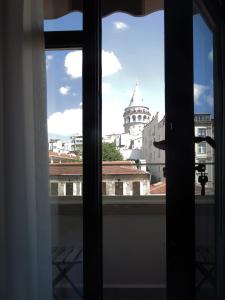 A balcony or terrace at GALATAHAN Hotel Istanbul Karakoy