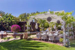 Um jardim em Agroturismo Atzaró