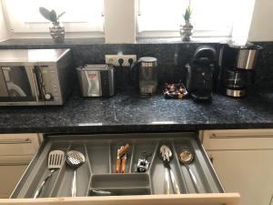 Küche/Küchenzeile in der Unterkunft Ferienwohnung Amperblick Fürstenfeldbruck