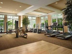 Fitness centrum a/nebo fitness zařízení v ubytování One Bedroom In Amazing Condobeach Pass Included!