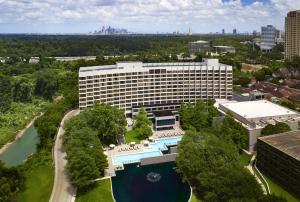 Bazén v ubytování Omni Houston Hotel nebo v jeho okolí