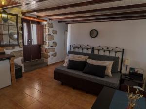 A kitchen or kitchenette at CR La Bohemia