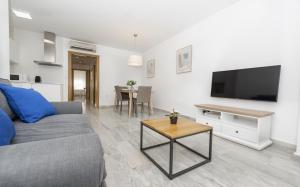 TV a/nebo společenská místnost v ubytování Apartamento Ferrandiz