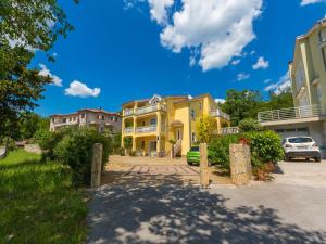 Gallery image of Apartments Artan in Crikvenica