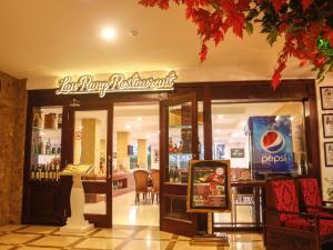 Posezení v ubytování Ngoc Phat Dalat Hotel