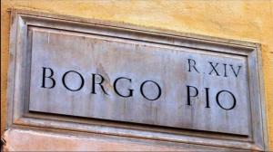 Certifikát, ocenenie alebo iný dokument vystavený v ubytovaní Borgo Pio 51 Apartment Vatican