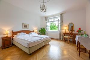 Posteľ alebo postele v izbe v ubytovaní Hotel Richard Löwenherz