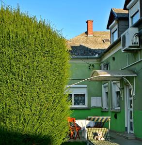 Budova, v ktorej sa ubytovanie bed & breakfast nachádza