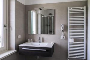 A bathroom at Albergo Ristorante Belvedere