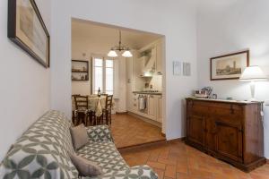 Kuchyň nebo kuchyňský kout v ubytování Datini Apartment