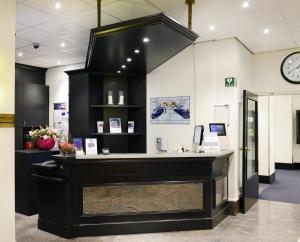 Predvorje ili recepcija u objektu Amrâth Hotel Eindhoven