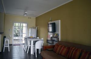 Μια τηλεόραση ή/και κέντρο ψυχαγωγίας στο Duplex Samay - Families only-