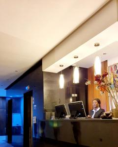 Lobby/Rezeption in der Unterkunft Grand Hotel Central Conakry