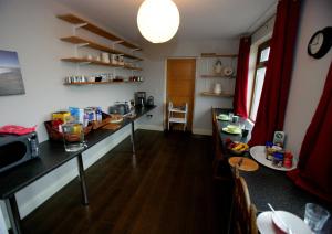 Köök või kööginurk majutusasutuses Sona Baile Home Stay