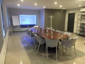 Konferenční prostory v ubytování Hôtel L'ange de la vallée