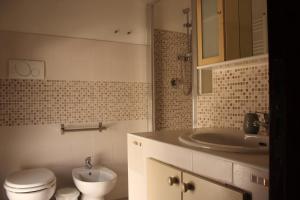 Koupelna v ubytování Casa Madè + 29 fotografií