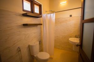 Ένα μπάνιο στο The Fortress Balumgala +59 φωτογραφίες