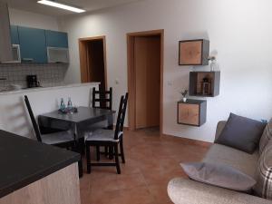 Kuchyň nebo kuchyňský kout v ubytování Mandy´s Ferienwohnung