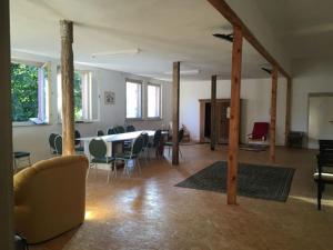 Posezení v ubytování LINDENHOF WALDHEIM