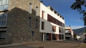 Kép Acogedor Apartamento en Las Margas - WIFI - Acceso Privado - Aventura, Esquí y Golf szállásáról Sabiñánigóban a galériában