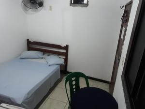 Een bed of bedden in een kamer bij Vera's Apart Hotel