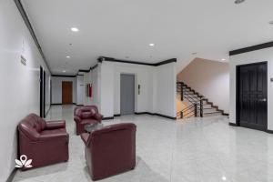 Posezení v ubytování Check Inn Hotel Dumaguete City by RedDoorz