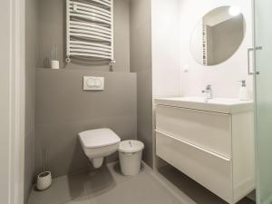 Kúpeľňa v ubytovaní Apartamenty Bliżej morza - visitopl + 15 fotografií