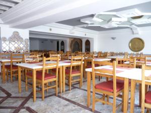 Restaurace v ubytování HOTEL KAMAL CITY CENTER