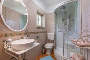 Koupelna v ubytování Villa Bunischa