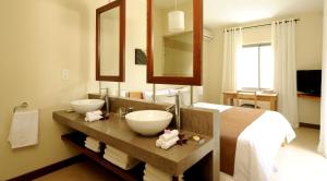 TV o dispositivi per l'intrattenimento presso Athena Villas by Fine & Country