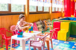 Děti v ubytování Elina Hotel