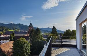 Nespecifikovaný výhled na hory nebo výhled na hory při pohledu z hotelu