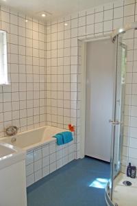 Kylpyhuone majoituspaikassa Vakantiehuis de Rommelpot