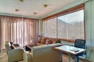 Gallery image of Ionis Hotel in Karavadhos