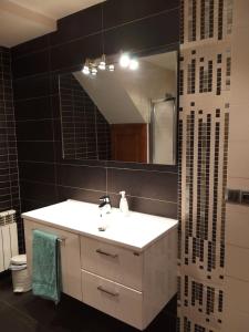 ห้องน้ำของ Apartamento a 1a linea Sant Llorenç de Montgai_ WhiteHouse