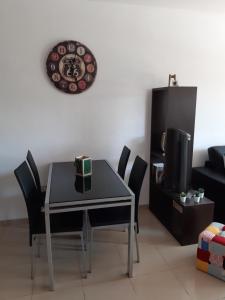 Fotografie z fotogalerie ubytování Appartement tout confort près de l'océan avec terrasse, piscines et tennis v destinaci Arona