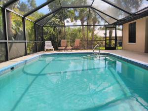 Afbeelding uit fotogalerij van Vacation Home Falcon in Lehigh Acres