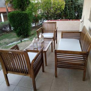Foto dalla galleria di Luxurious private appartment with garden and view! a Serres
