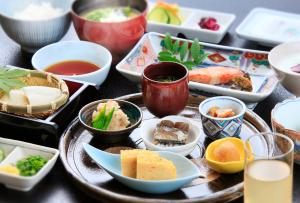 Opsi sarapan yang tersedia untuk tamu di Shikitei Morioka TsunagiOnsen
