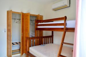 Una cama o camas en una habitación de Amazing Views 2BR @CadaquesCaribe Bayahibe