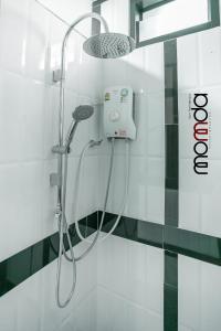 Een badkamer bij Momda Resort @Ranong