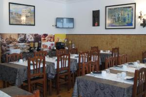 מסעדה או מקום אחר לאכול בו ב-Hostal Sanmar