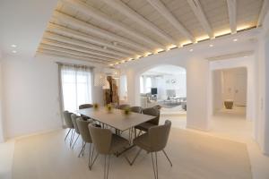 Foto dalla galleria di Diles Villas & Suites Mykonos a Tourlos