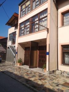 Budova, v ktorej sa apartmán nachádza