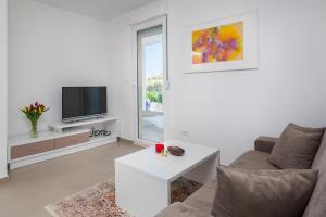 Imagem da galeria de Apartments Alba 1 em Slatine