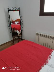 Postel nebo postele na pokoji v ubytování Casa Los Caños de Setenil