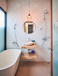 Gallery image of Echo Bali Beach Villas by The Kunci in Canggu