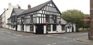 Gallery image of Queens Head Inn in Monmouth