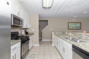 Imagen de la galería de Water Front Delight On The Bay Home, en Norfolk